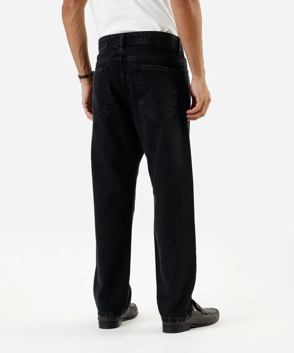 Premium Men’s Straight-Fit Jeans in 100% Cotton – Black