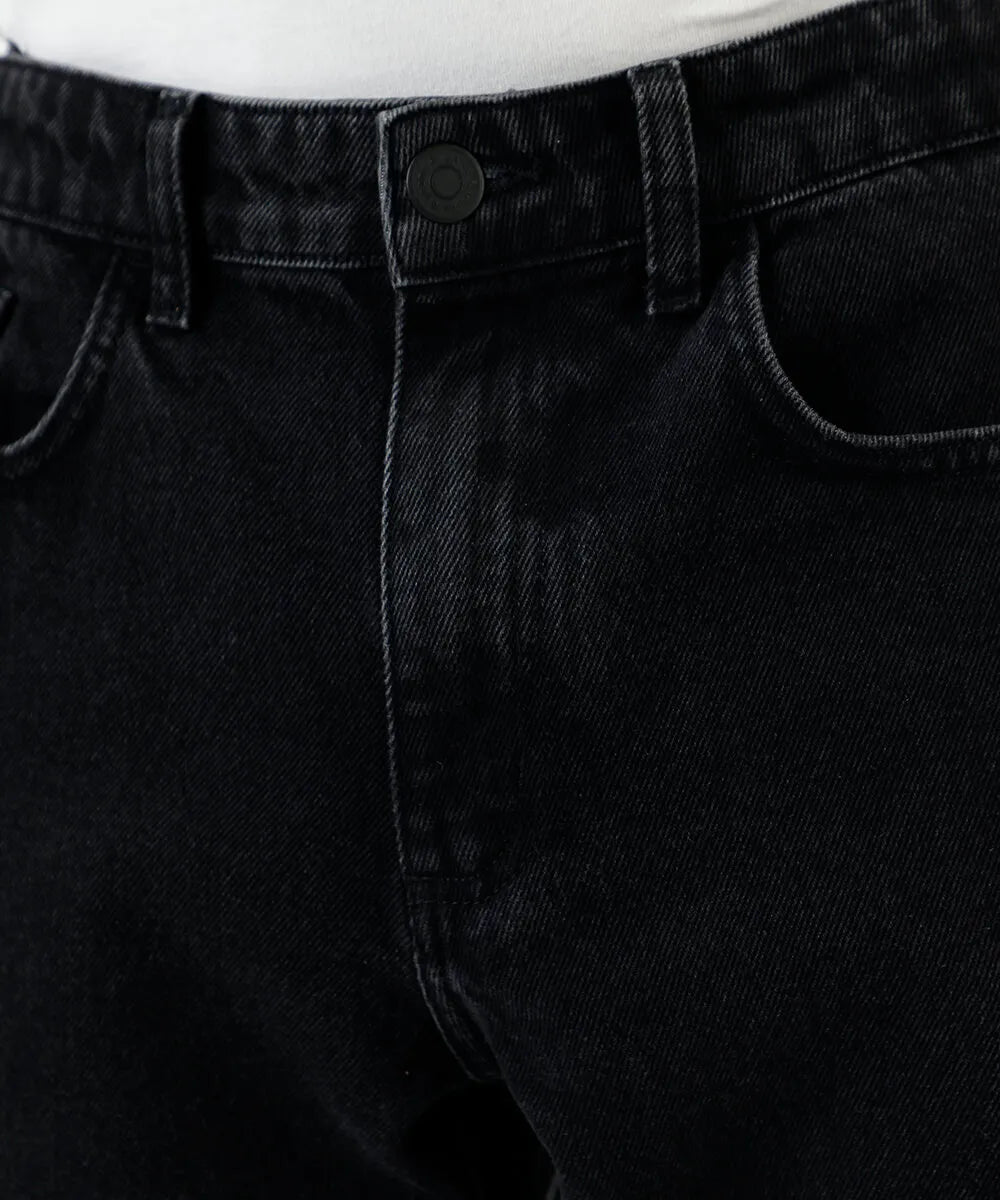 Premium Men’s Straight-Fit Jeans in 100% Cotton – Black