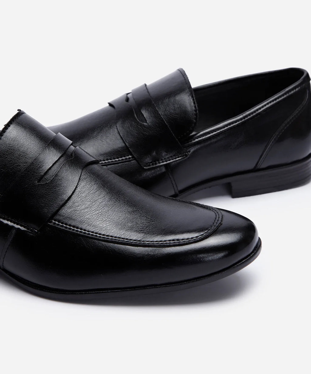 Classic Formal Derby Shoes – Black